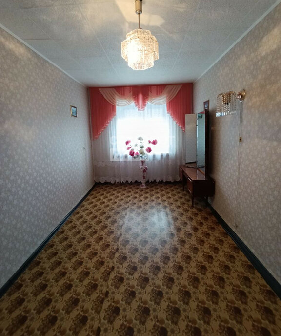 квартира г Ишим ул 8-е Марта 20 фото 4