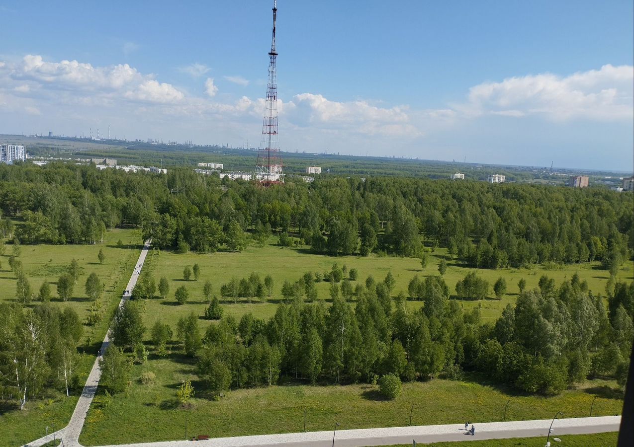 квартира р-н Нижнекамский г Нижнекамск пр-кт Шинников 31б муниципальное образование Нижнекамск фото 6