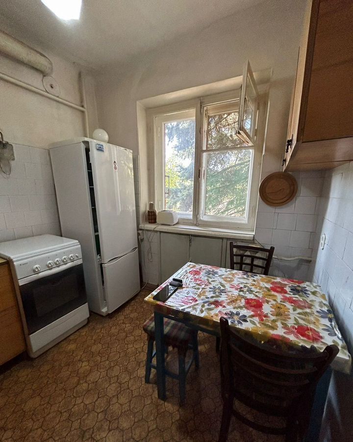 квартира г Волгоград р-н Дзержинский ул Батумская 5 фото 5