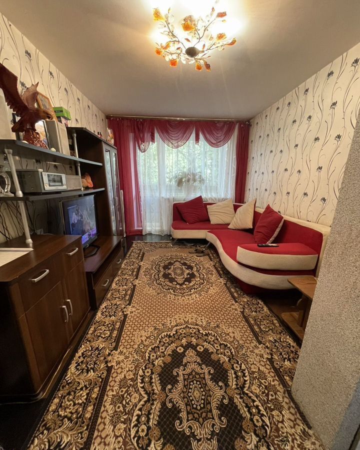 квартира г Осинники ул 50 лет Октября 21 Кемеровская обл. — Кузбасс фото 1