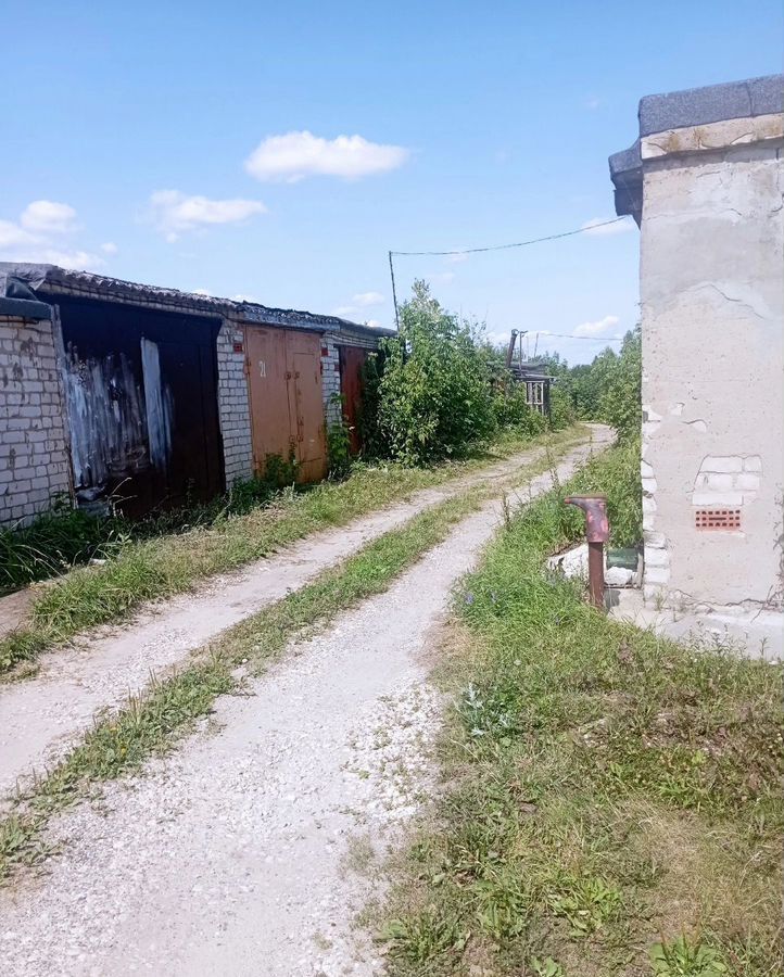 гараж р-н Павловский г Павлово ул Есенина 18 фото 2