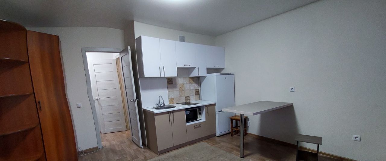 квартира г Кемерово р-н Заводский ул Веры Волошиной 32 фото 1