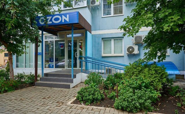 торговое помещение р-н Прикубанский дом 131к/2 фото