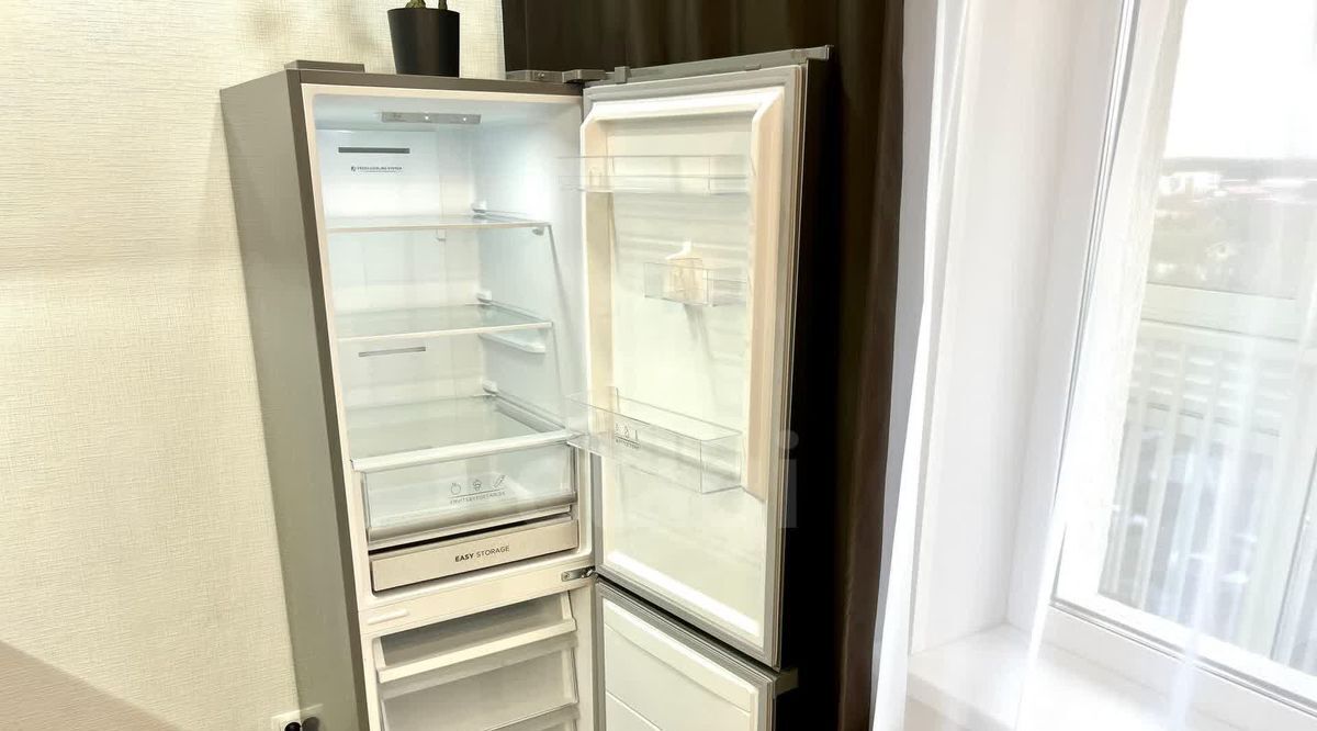 квартира г Сургут ул Ивана Захарова 18/1 31Б фото 9