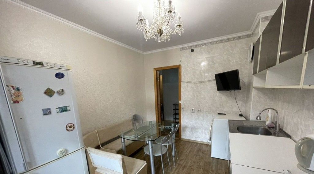 квартира г Симферополь р-н Железнодорожный ул Дыбенко 22 фото 2