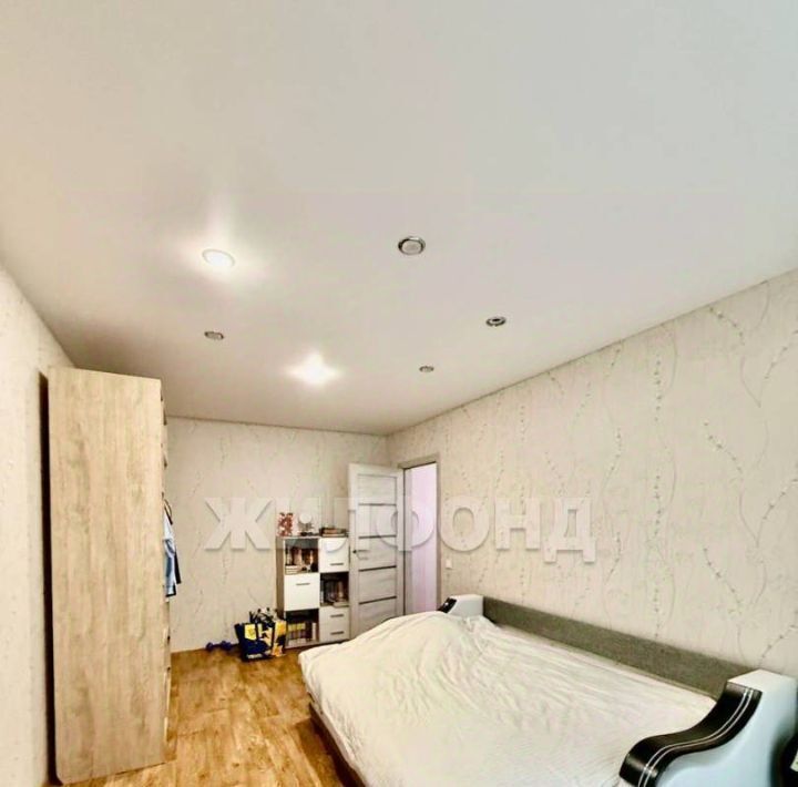квартира г Тольятти р-н Автозаводский ул Льва Яшина 8 фото 8