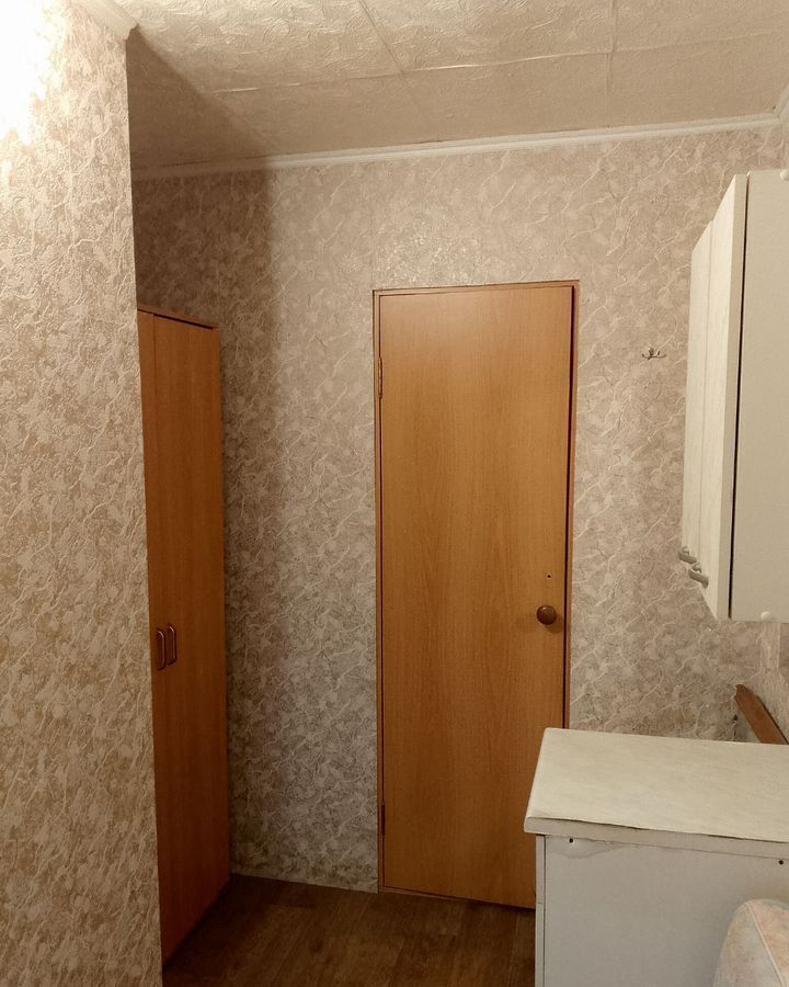 комната г Челябинск р-н Курчатовский ул Кыштымская 10 фото 8