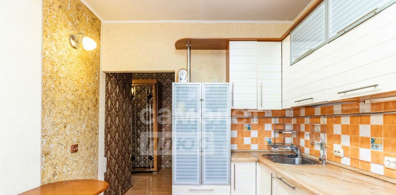 квартира г Сургут ул Дзержинского 2 А фото 18