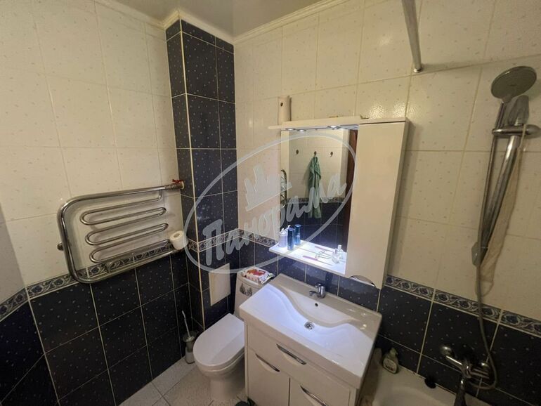 квартира г Калуга р-н Октябрьский б-р Солнечный 2 фото 11