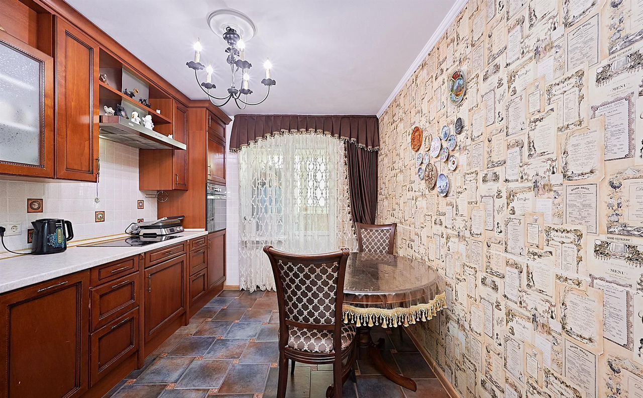 квартира г Краснодар р-н Западный ул Рашпилевская 180 фото 2