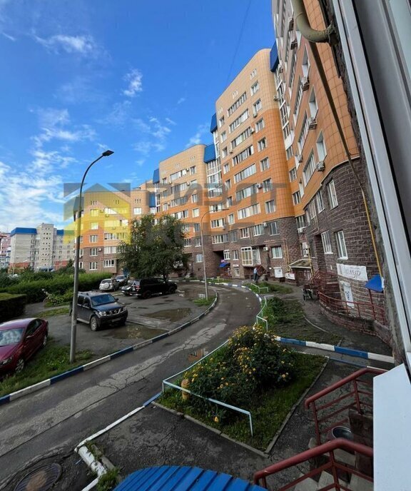 квартира г Омск пр-кт Комарова 15к/4 фото 25