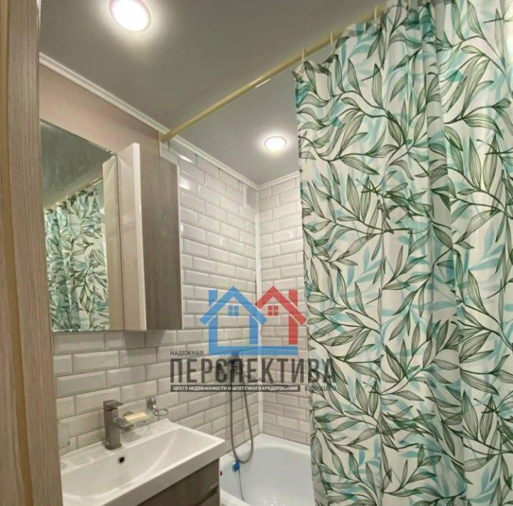 квартира г Тобольск мкр 7а 22б фото 6