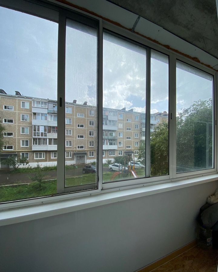 квартира г Краснокамск ул Комарова 4а фото 1