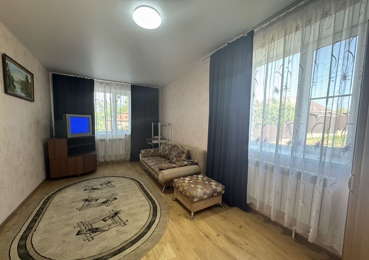 квартира р-н Шпаковский г Михайловск ул Орджоникидзе 135/2 фото 1