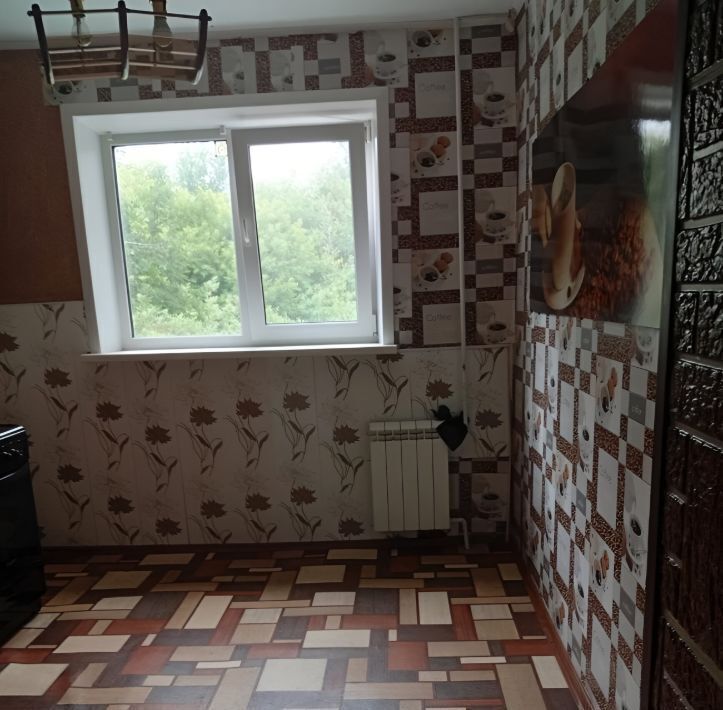 квартира г Прокопьевск р-н Рудничный ул Петренко 3 фото 4