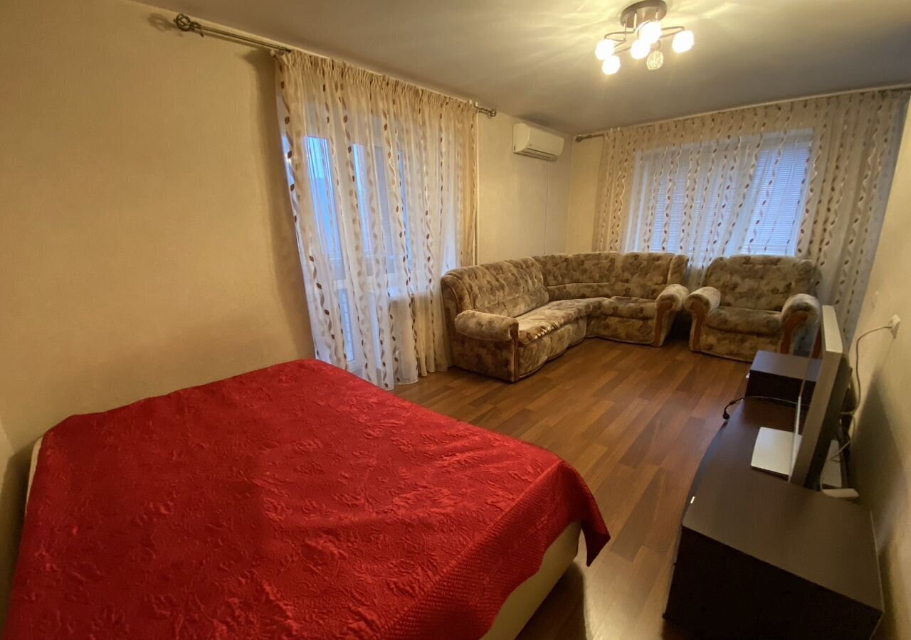квартира г Волгоград р-н Дзержинский район Семь Ветров б-р 30-летия Победы 17д фото 13