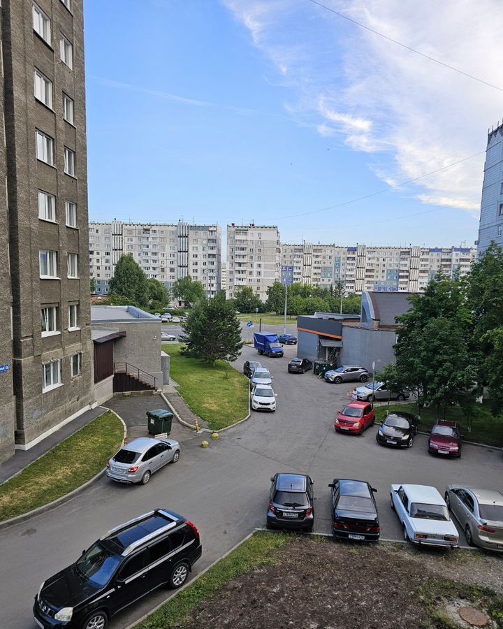 квартира г Кемерово р-н Заводский пр-кт Молодежный 6а фото 7