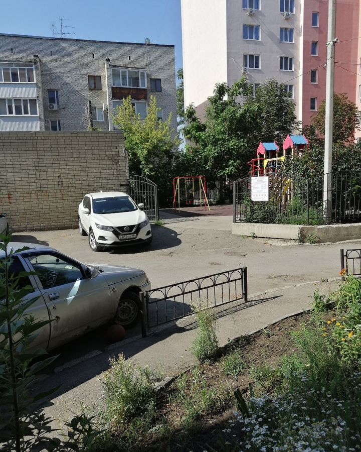 квартира г Саратов р-н Кировский ул. имени Ивана Семёновича Кутякова, 41/59 фото 36