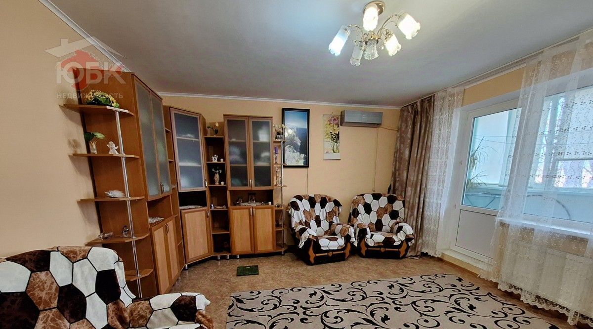 квартира г Евпатория пгт Мирный ул Сырникова 29 фото 4