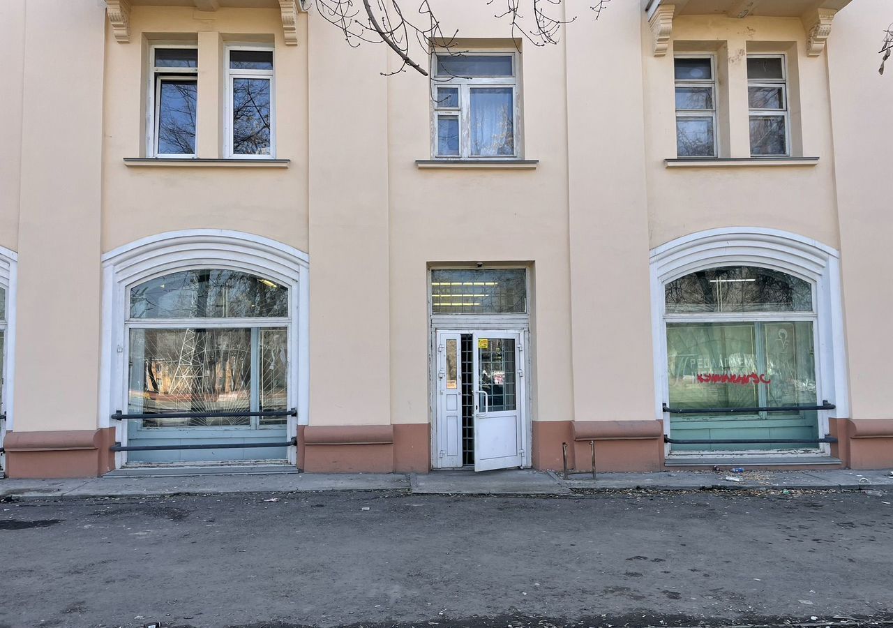 торговое помещение г Челябинск р-н Тракторозаводский ул Первой Пятилетки 45 фото 1