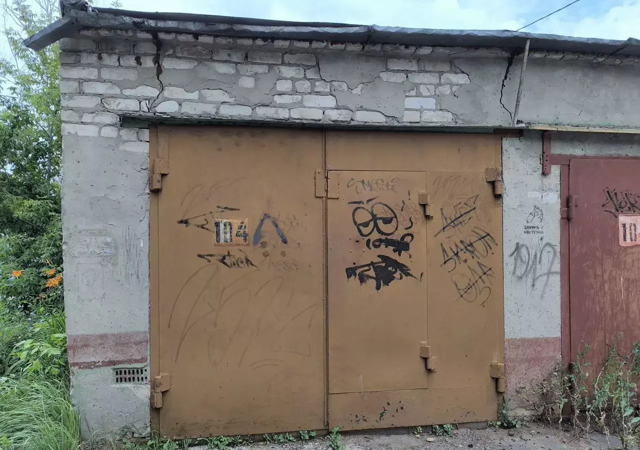 гараж г Арзамас 8-й мкр-н фото 1