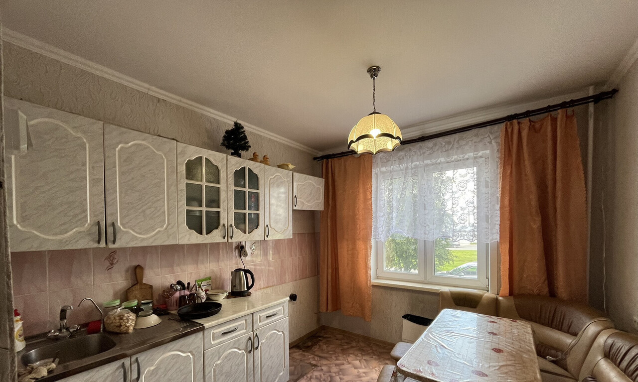 квартира г Белово пгт Бачатский ул Комсомольская 49 Кузбасс фото 1