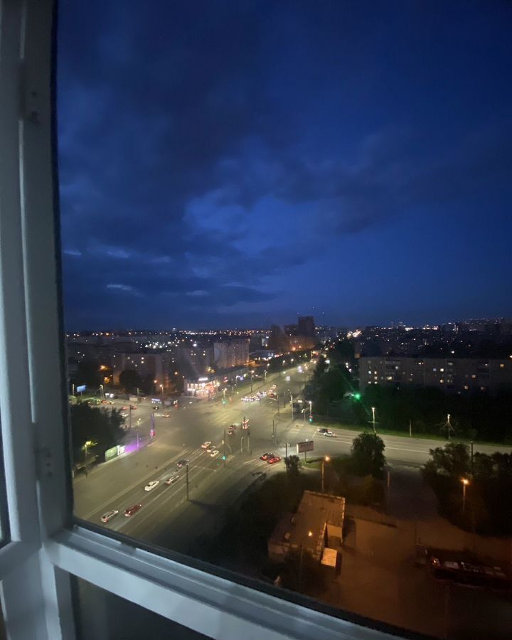 квартира г Челябинск р-н Калининский ул Братьев Кашириных 111б фото 21