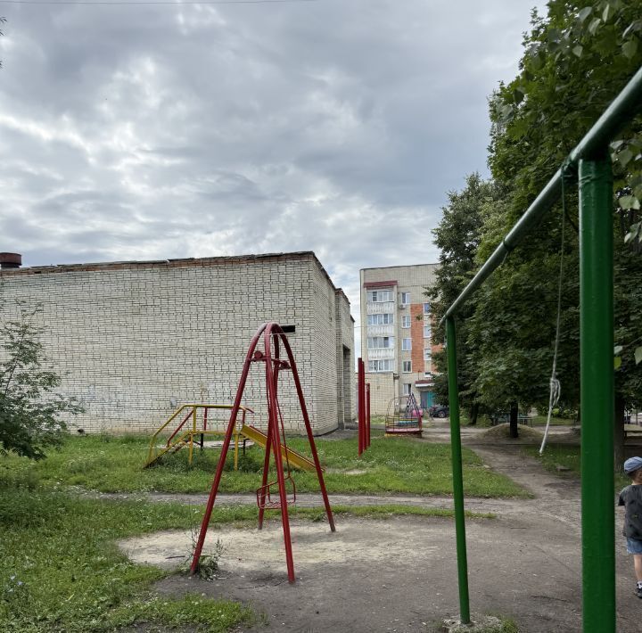 квартира г Кузнецк ул Маяковского 63 фото 1