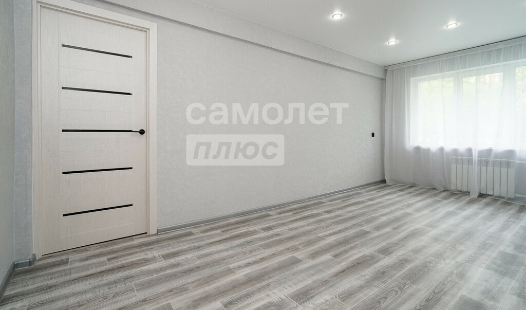 квартира г Омск Городок Нефтяников ул Энтузиастов 65а фото 1
