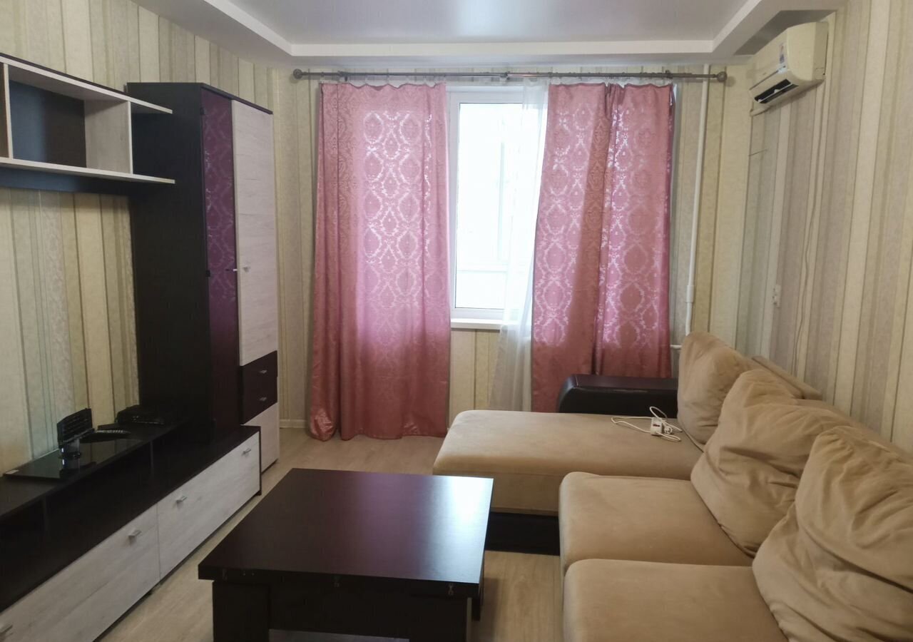 квартира г Волжский ул Мира 63 фото 2