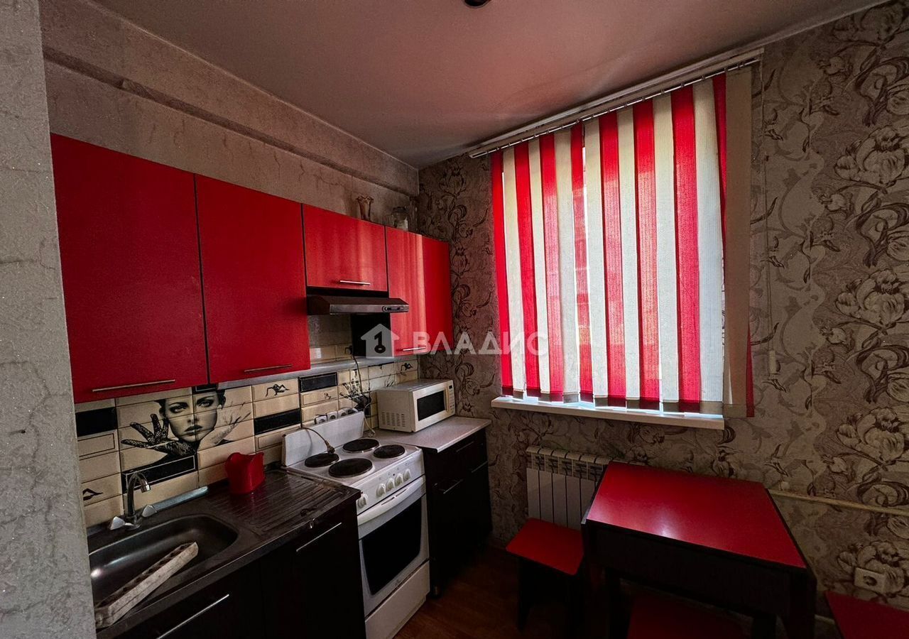 квартира г Усолье-Сибирское пр-кт Комсомольский 62а/3 фото 2