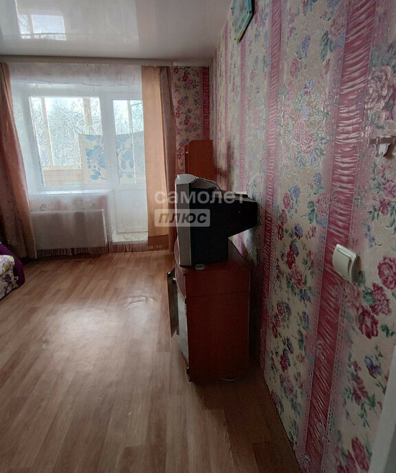 квартира г Краснокамск ул Бумажников 12 фото 2