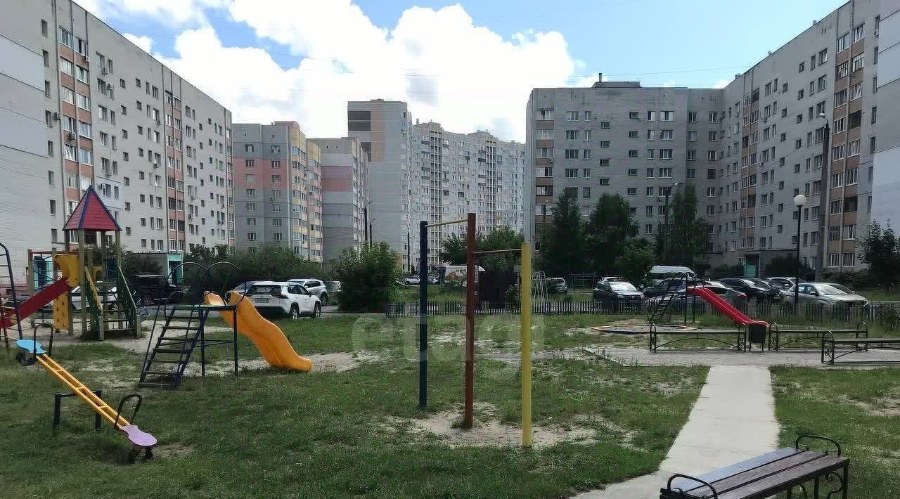 квартира г Брянск р-н Фокинский ул Белобережская 26 фото 25