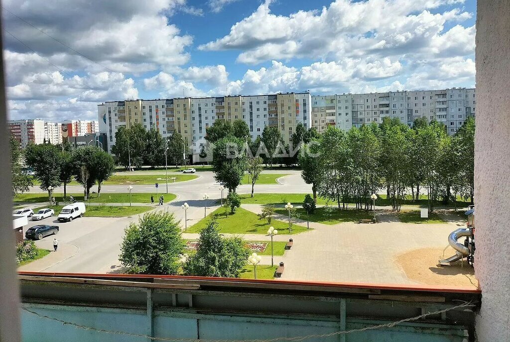 квартира г Тобольск р-н мкр 6 19 фото 9