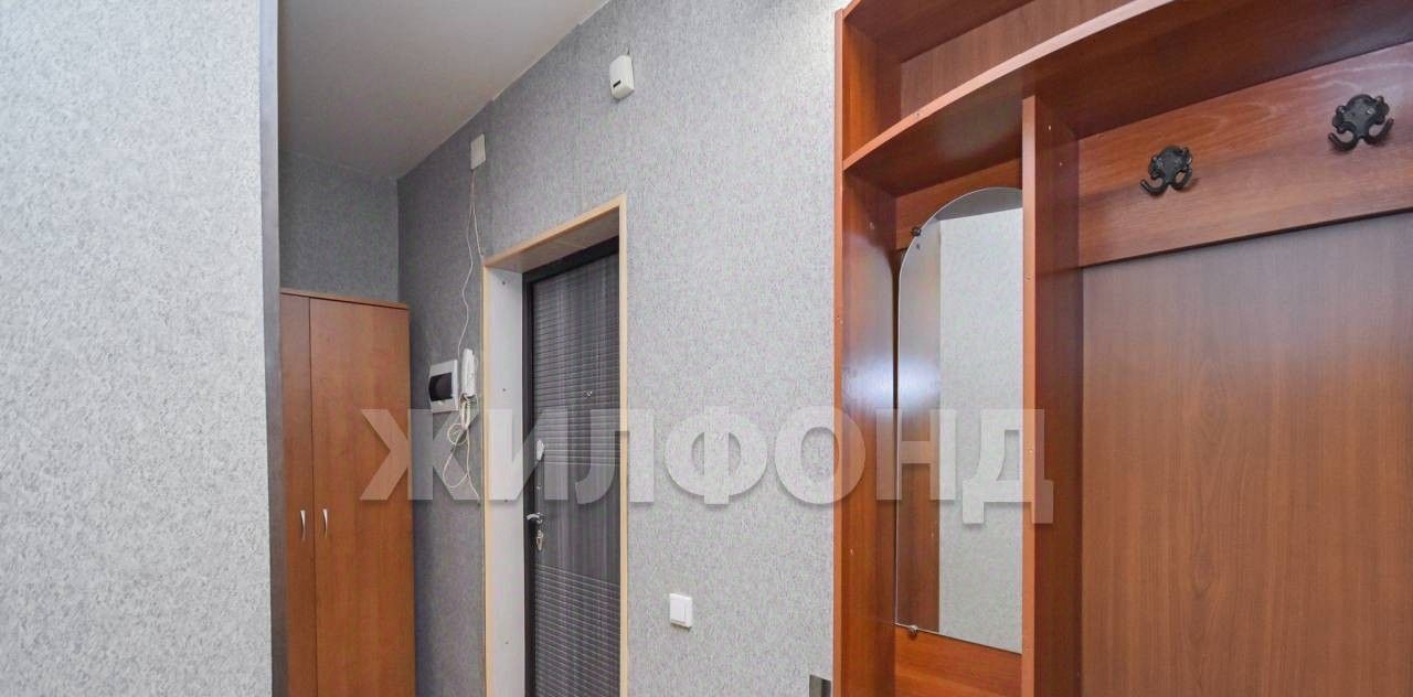 квартира г Новосибирск ул Большая 634 Площадь Ленина фото 11