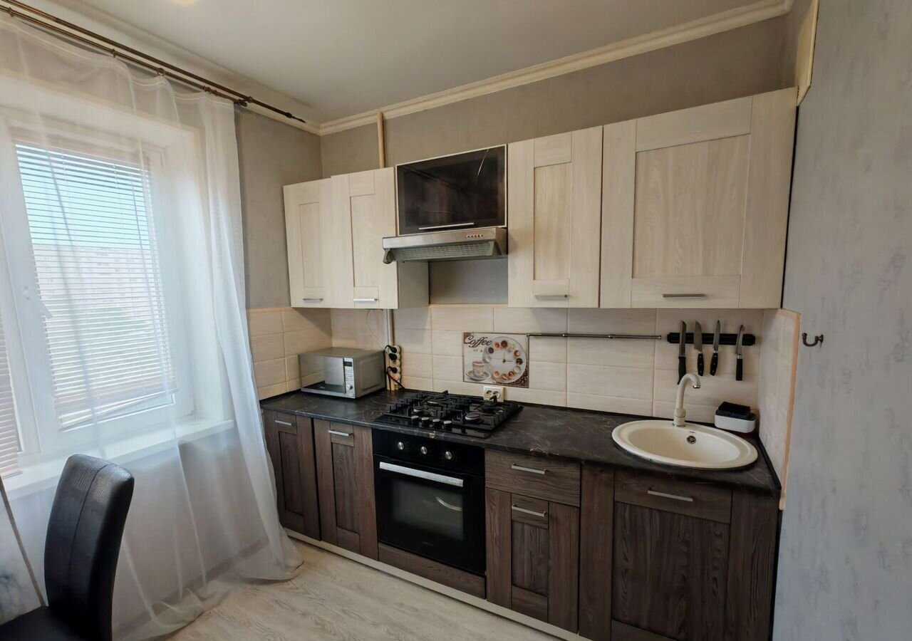 квартира г Оренбург р-н Дзержинский ул Салмышская 5/2 фото 1