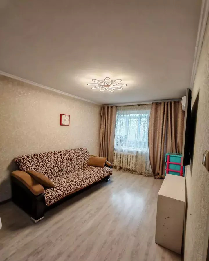 квартира г Оренбург р-н Дзержинский ул Салмышская 5/2 фото 4