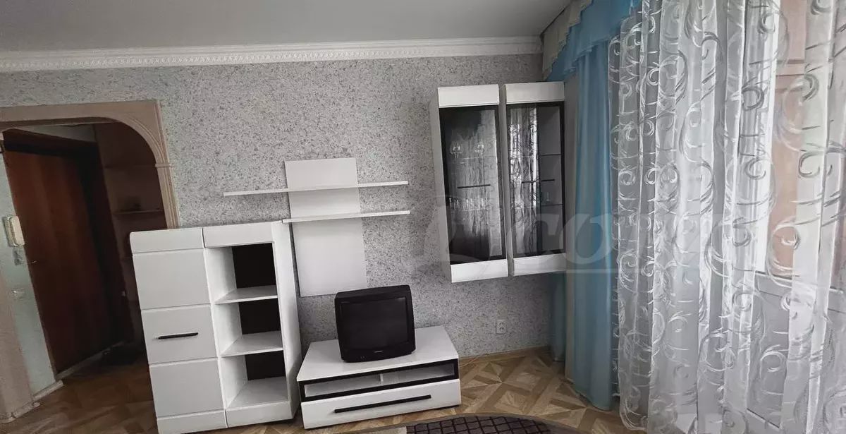 квартира г Тобольск мкр-н 7А, 16В фото 4