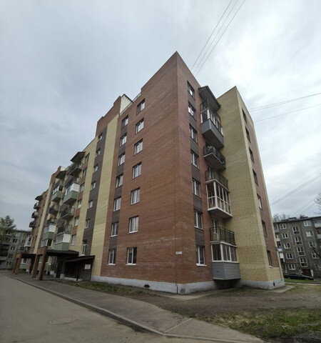 ул Труфанова 10 5-й Дзержинский район м-н фото