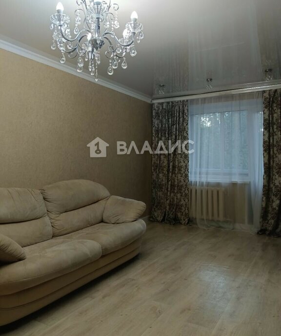 квартира г Тобольск мкр 4 9 фото 4