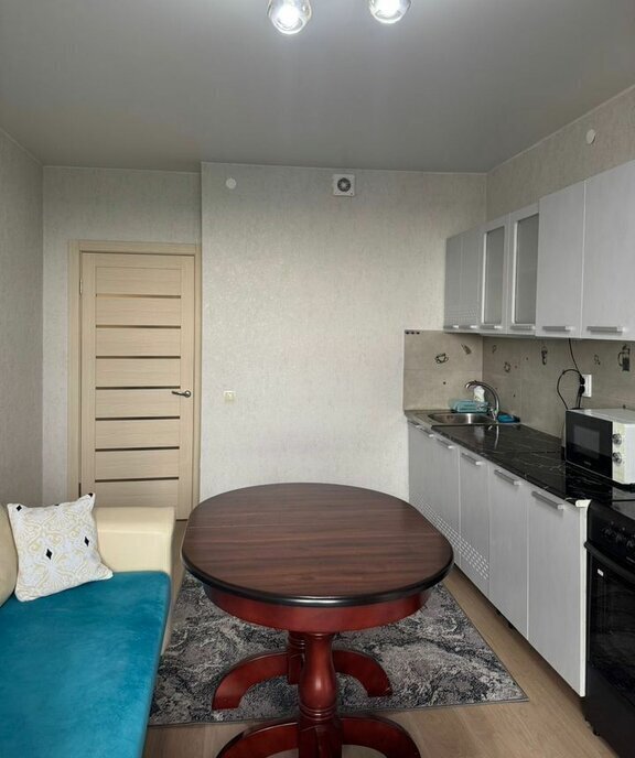 квартира г Тобольск ул Радищева 21 фото 3