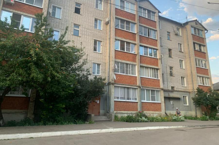 квартира р-н Бутурлиновский г Бутурлиновка ул Заводская 56а фото 2