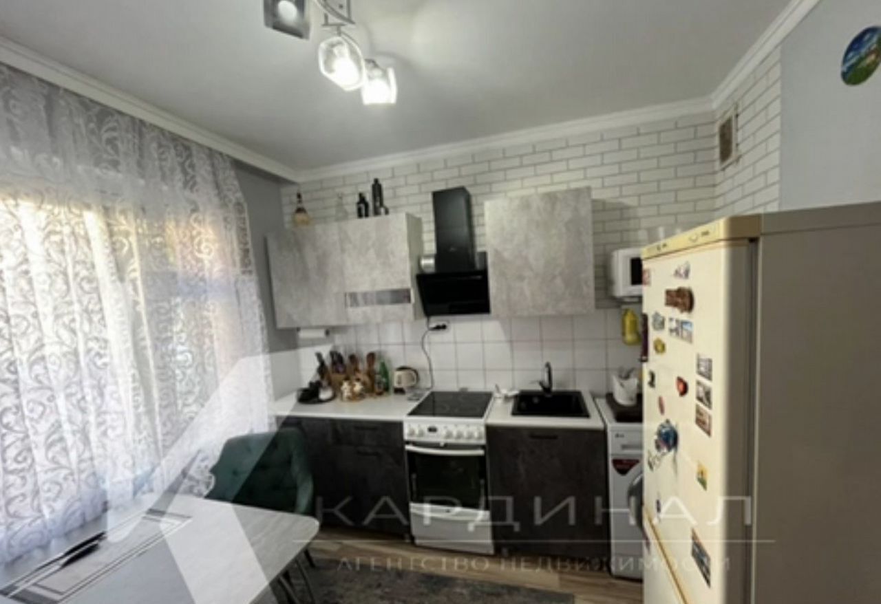 квартира г Старый Оскол мкр-н Восточный, 11А фото 12