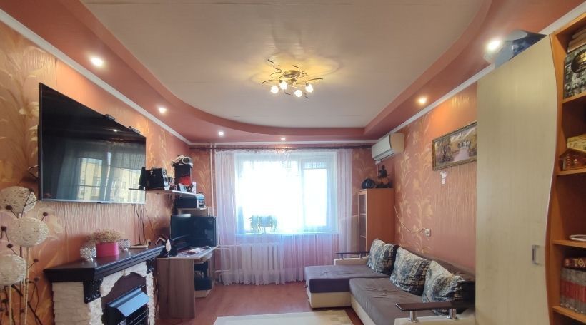 квартира г Батайск ул Октябрьская 124 фото 1