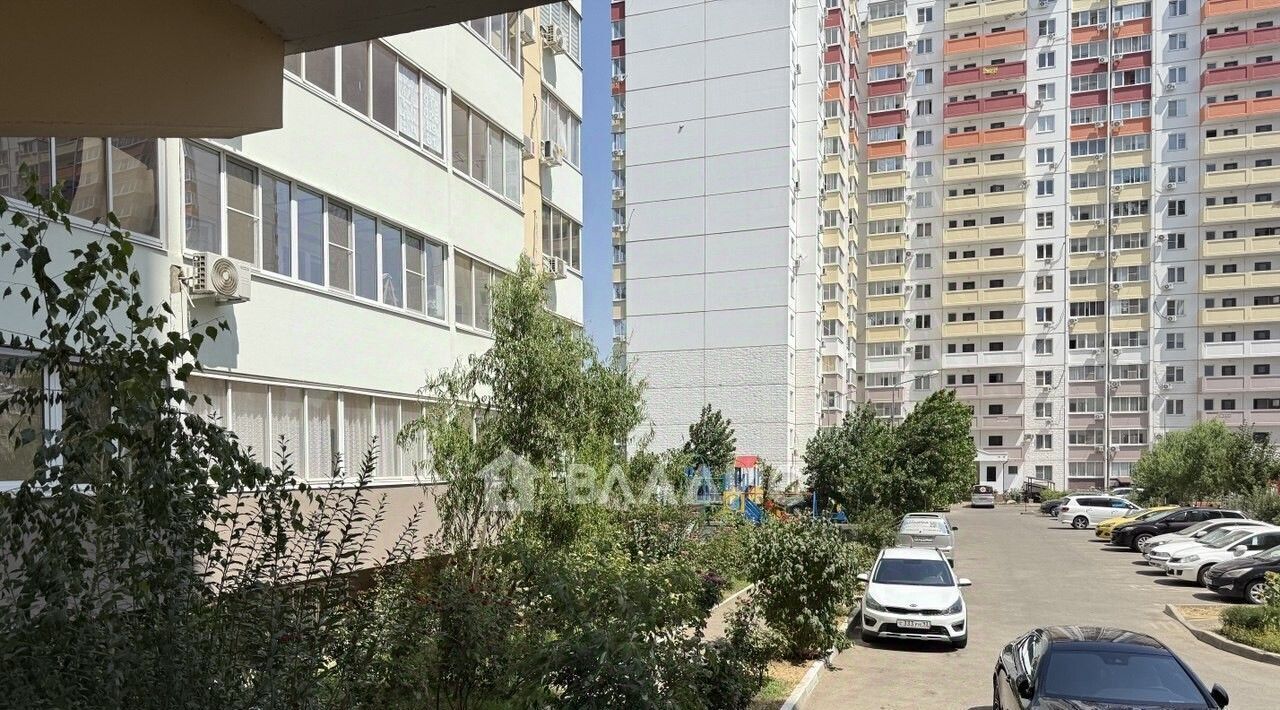 квартира г Краснодар р-н Прикубанский ул им. Героя Аверкиева А.А. 38 фото 12