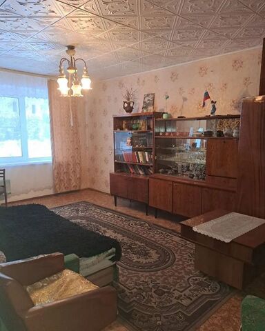 г Вышний Волочек с Есеновичи ул. Площадь Правды, 21, Вышневолоцкий муниципальный округ, Кувшиново фото г Вышний Волочек с Есеновичи ул. Площадь Правды, 21, Вышневолоцкий муниципальный округ, Кувшиново фото