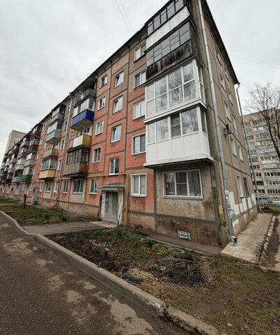 г Киров р-н Октябрьский проезд Шаляпина, 1 фото г Киров р-н Октябрьский проезд Шаляпина, 1 фото