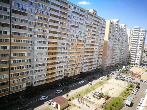 квартира г Краснодар ул им. Селезнева 4/13к 2 фото 1
