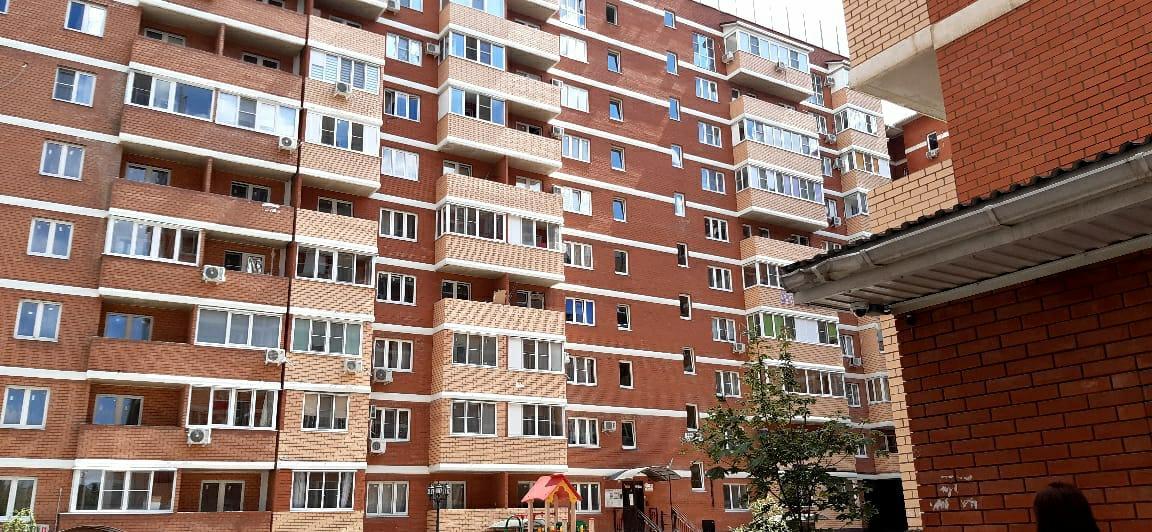 квартира г Краснодар ул В. М. Комарова 21/1к 1 фото 15