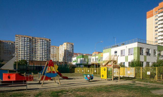 квартира г Краснодар ул им. 40-летия Победы 113 фото 15